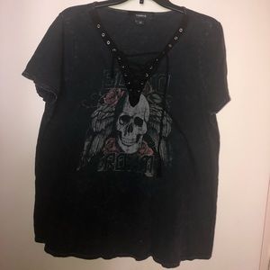 Torrid short sleeve shirt
